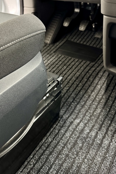 Ford Tourneo Sürücü Kabini Paspası - 4