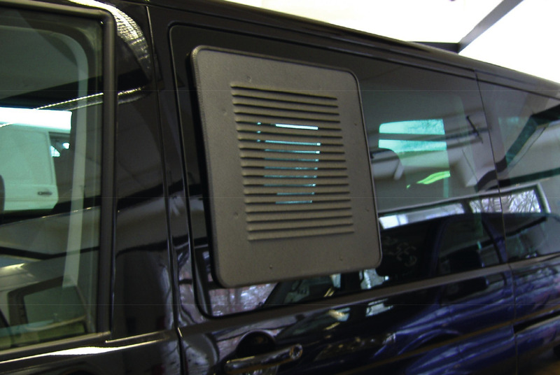 VW T6.1 Sağ Sürgülü Pencere Havalandırma ızgarası